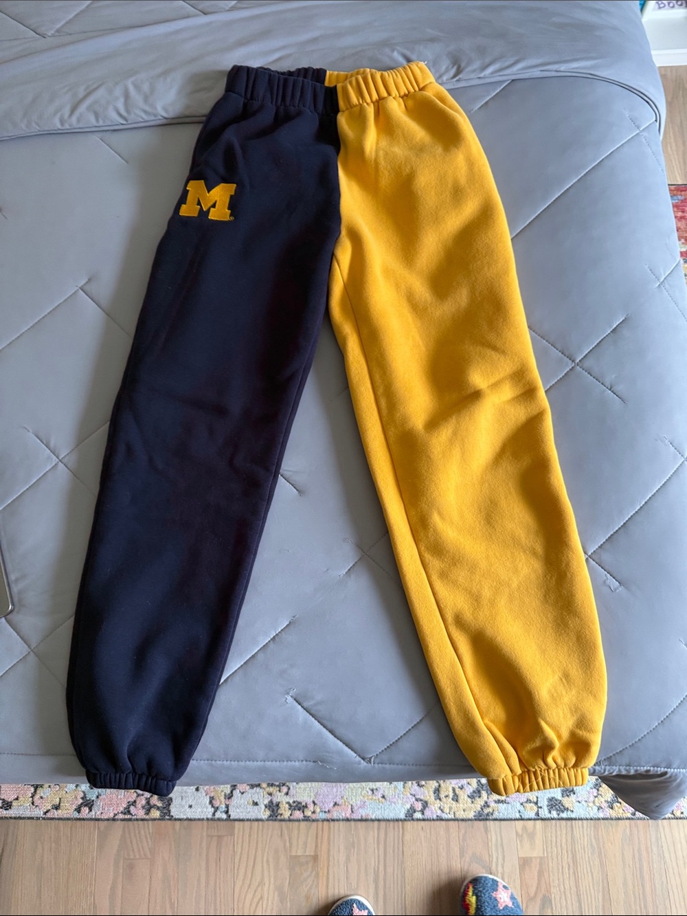 Hype & Vice Umich Two-Tone Maize and Blue Fleece Joggers with Block M